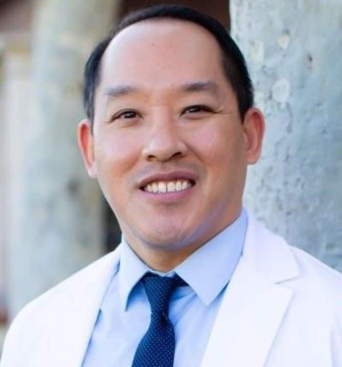 Dr Christopher